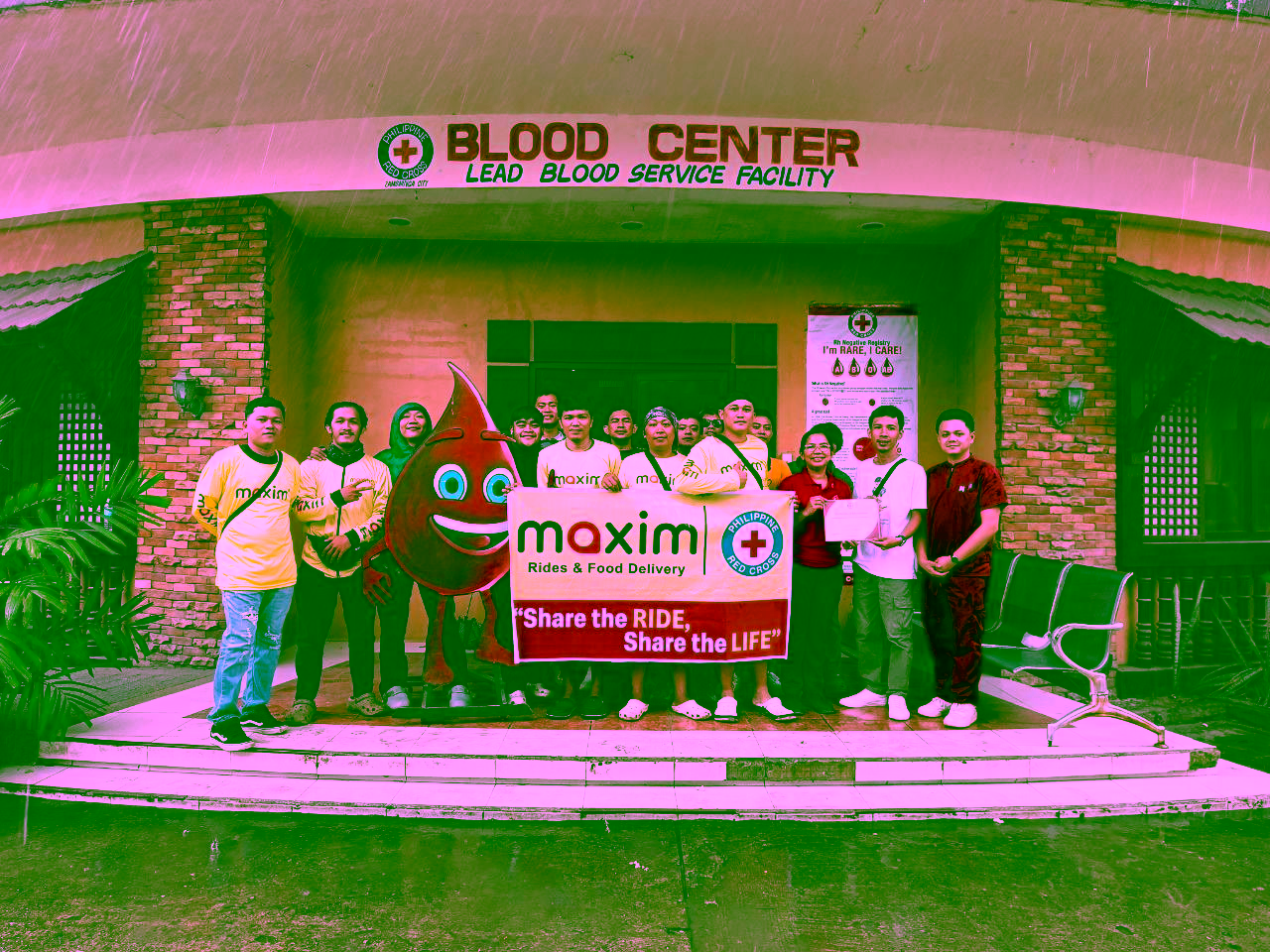 Maxim Rides & Food Delivery driver-partners join forces with Red Cross for blood drive in Zamboanga
