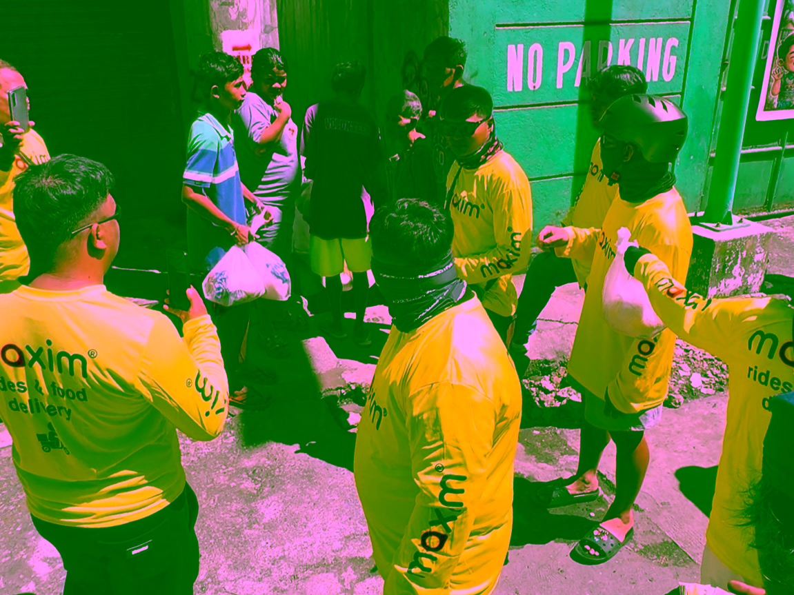 Maxim Aids Flood-Affected Families, Joins River Cleanup in Olongapo